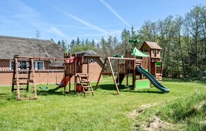 Children's area - Lovely home in Ulfborg with sauna (Ulfborg)