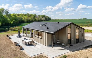 Outdoor dining - 3 bedroom gorgeous home in Haderslev (Haderslev)
