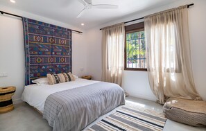 6 chambres, lit parapluie, Wi-Fi gratuit, draps fournis