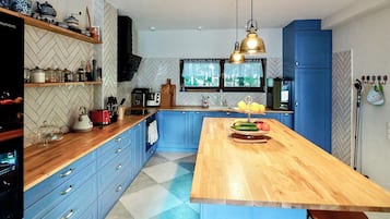 Kühlschrank, Ofen, Herdplatte, Geschirrspüler