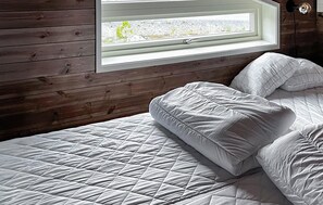 4 bedrooms, free WiFi, bed sheets