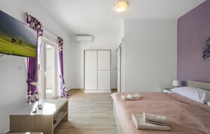 1 soverom, strykejern/-brett og wi-fi (inkludert)