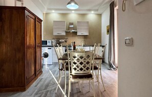Dining - Beautiful home in Nettuno with WiFi (Nettuno)