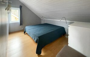 3 bedrooms, free WiFi - Pet friendly home in Risør (Risør)