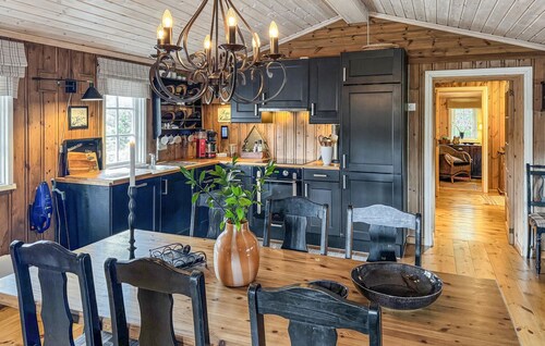 Cozy home in Nissedal with sauna