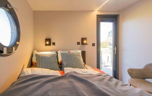 2 bedrooms, free WiFi