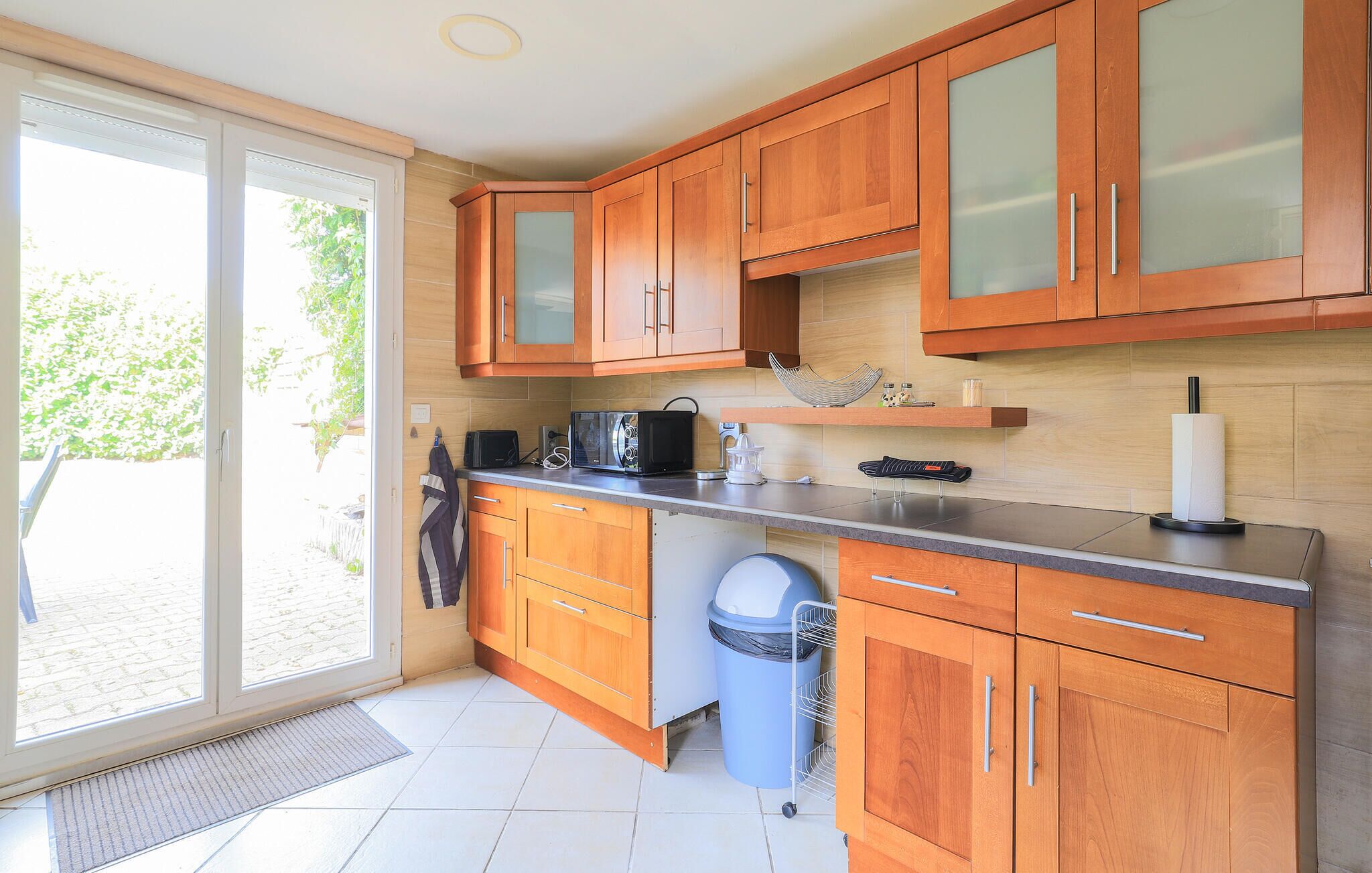 Réfrigérateur, four, plaque de cuisson, lave-vaisselle