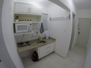 Fridge, microwave, stovetop, electric kettle