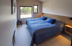 2 bedrooms, free WiFi