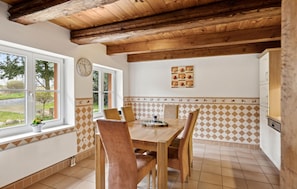Dining - Awesome home in Lancken-Granitz with sauna (Lancken-Granitz)