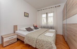 2 chambres, lit parapluie, Wi-Fi gratuit