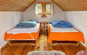 3 bedrooms, travel crib, free WiFi