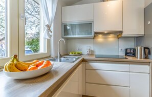Fridge, microwave, dishwasher, coffee/tea maker