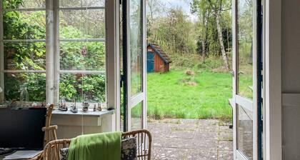 Cozy home in Knebel with WiFi