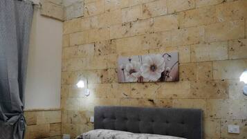 2 quartos, ferros/tábuas de passar roupa, Wi-Fi, roupa de cama