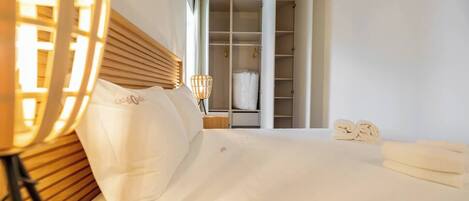 1 slaapkamer, een strijkplank/strijkijzer, reisbedje, gratis wifi