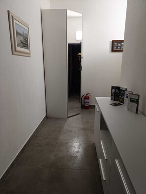 Sisäänkäynti