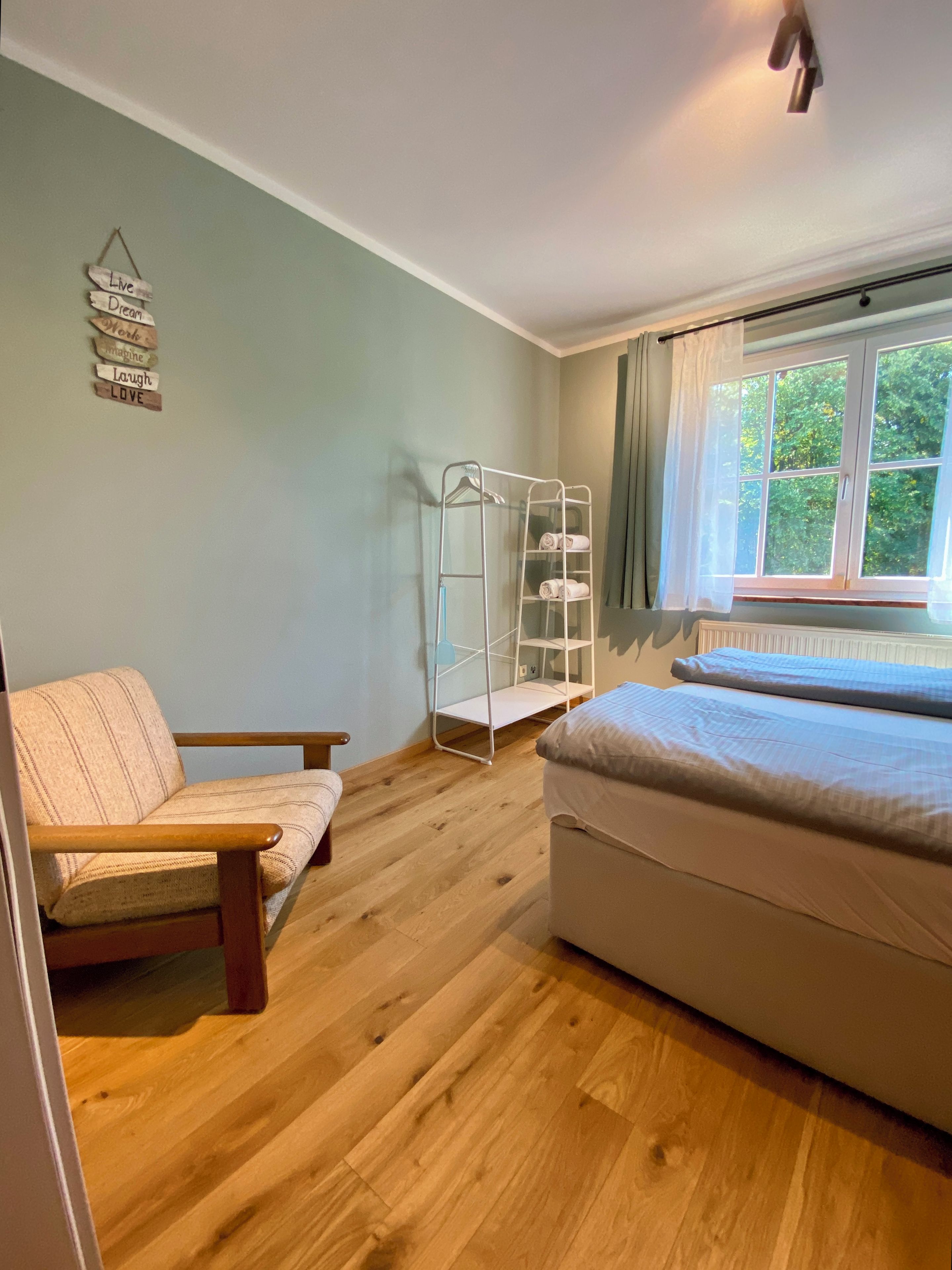 Departamento Confort, balcón, vista al patio | Wifi gratis y ropa de cama 