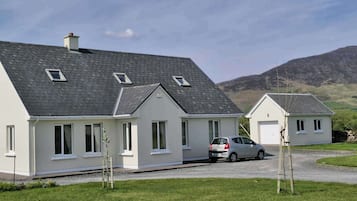 Villa | Exterior