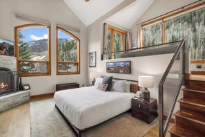 3 bedrooms, iron/ironing board, free WiFi, bed sheets - Cimarron ONE: A TRUE Ski IN/OUT condo! (Telluride)