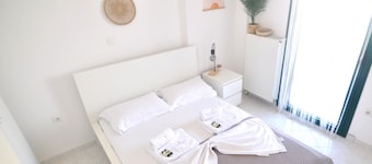 Zennova 64 Casa Elias