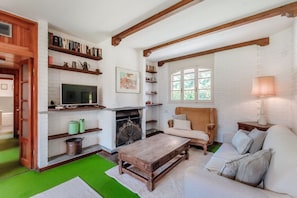 Apartment, Garden View | Premium bedding, down duvets, iron/ironing board, free WiFi - Country House Montorfano (Capiago Intimiano)