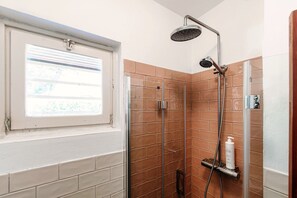 Apartment, Garden View | Premium bedding, down comforters, iron/ironing board, free WiFi - Country House Montorfano (Capiago Intimiano)