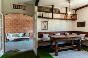 Apartment, Garden View | Premium bedding, down comforters, iron/ironing board, free WiFi - Country House Montorfano (Capiago Intimiano)