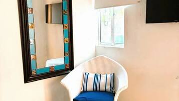 Kamar Comfort | Wi-Fi gratis dan seprai linen