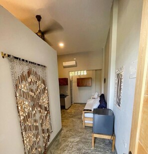 32-inch flat-screen TV with cable channels - Escapada Perfecta- Apartasuites Privadas (Coveñas)