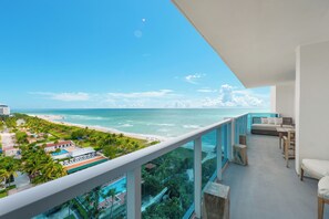 Beach/ocean view - 1 Hotel & Homes Private Luxury Suites (Miami Beach)