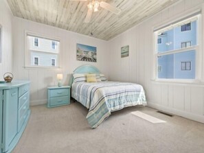 3 quartos, ferros/tábuas de passar roupa, Wi-Fi, roupa de cama