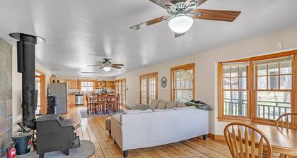 NEW! Charming Country 4BR Retreat with Riverfront Views