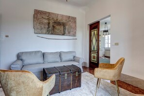 Apartment, Balcony | Living area | 50-inch flat-screen TV with digital channels - Palestro Apartment by Mamo Florence (Florence)