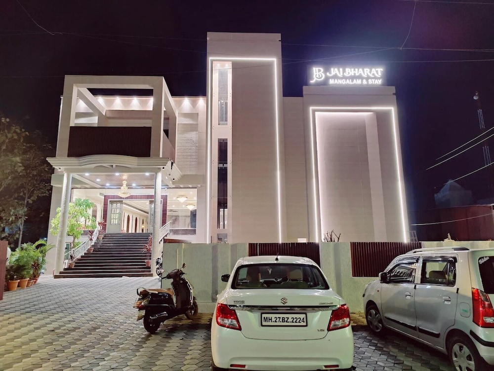 2 Star Hotels