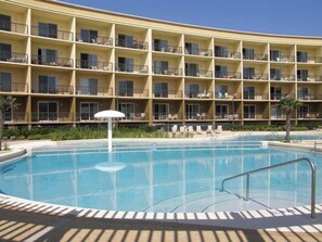 Condo (1 Bedroom) | Property amenity