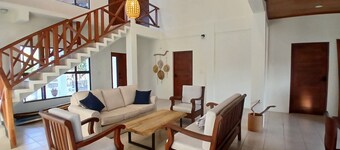 Cool and comfortable 3-bedroom house in welcoming El Tránsito with WiFi, AC