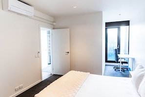 2 bedrooms, desk, iron/ironing board, travel cot