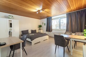 4 sovrum, strykjärn/strykbräda, wi-fi och sängkläder