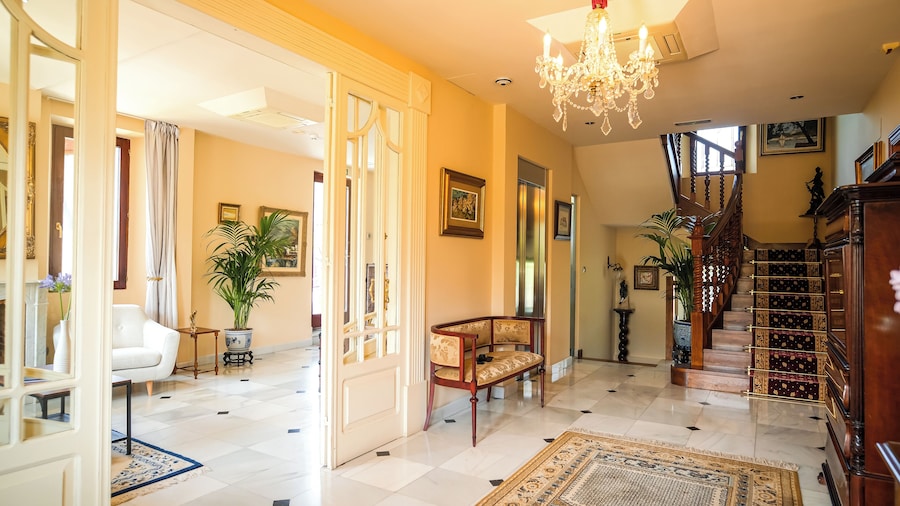 Indiana Boutique Hotel