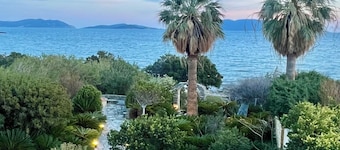 Tranquil 2-bedroom villa in Evia with WiFi, AC
