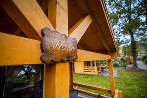 House | Perincian bahagian dalam