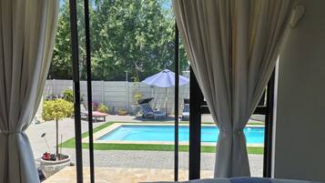 1 bedroom, desk, free WiFi, bed sheets