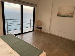 2 bedrooms, iron/ironing board, free WiFi, bed sheets - 2-bedroom apartment, sea view terrace in marvelous Point Blanche, 2 BA, AC, WIFI (Pointe Blanche)