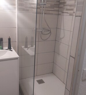 Towels - Charming studio with sea view, Gruissan (Gruissan)