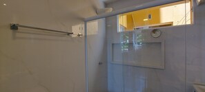 Comfort Apartment | Bathroom - COBAR0107 - Edifício Praia Ville (Salvador)