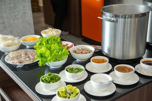 매일 뷔페 무료 아침 식사 포함