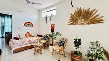 3 bedrooms, iron/ironing board, WiFi