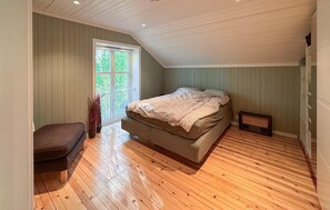 3 soverom, wi-fi (inkludert) og sengetøy