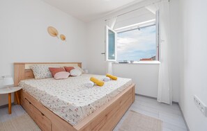 2 makuuhuonetta, vauvan matkasänky, ilmainen Wi-Fi